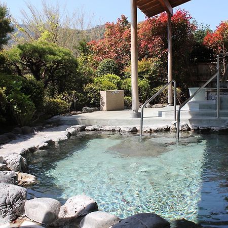 ホテル グリーンパル湯河原 湯河原町 エクステリア 写真