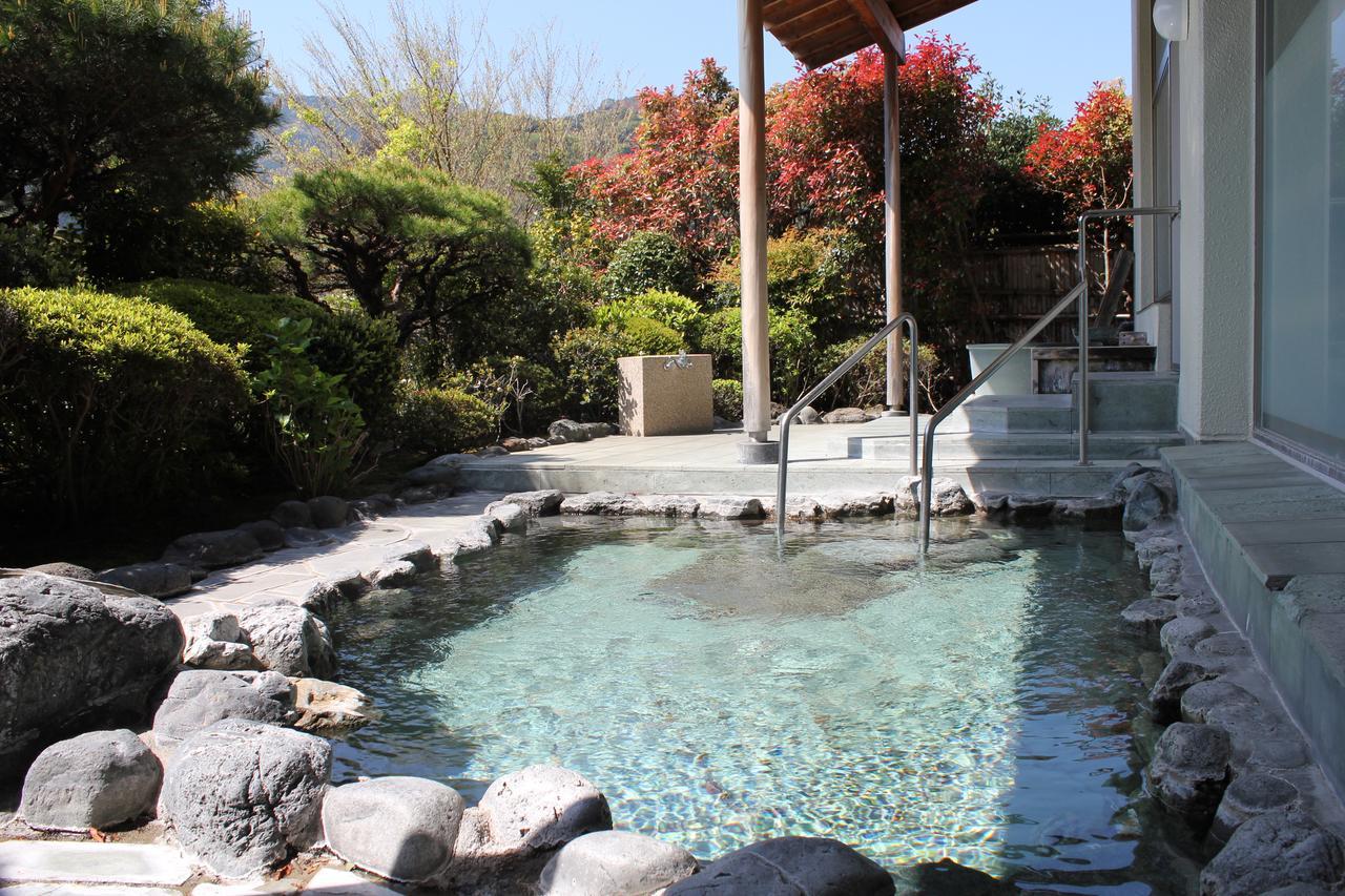 ホテル グリーンパル湯河原 湯河原町 エクステリア 写真